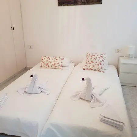 Apartment Lovely In Medano Tenerife *